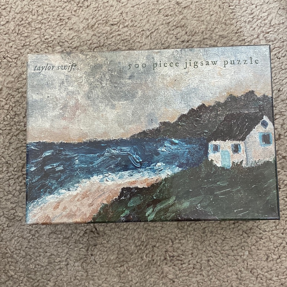 Taylor Swift House on the Coast Puzzle